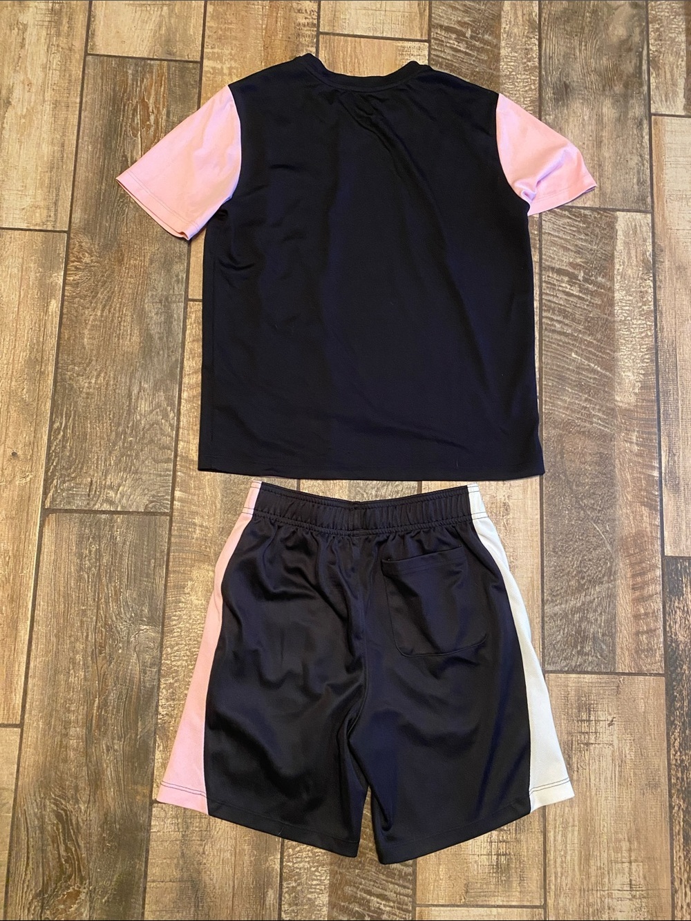 Messi Kids' Black & Pink Athletic Shirt and Shorts Set - Picture 6 of 12